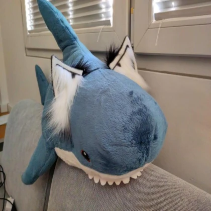 Mini Blahaj